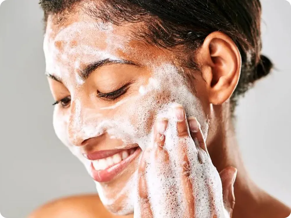 ژل شست و شو راهنمای جامع برای پاکسازی و مراقبت از پوست