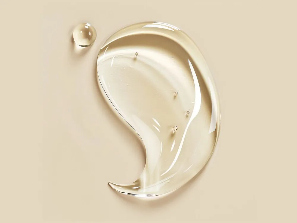 ژل مو چیست؟ معرفی انواع، کاربردها، مزایا و معایب ژل مو برای حالت‌دهی و تثبیت موها