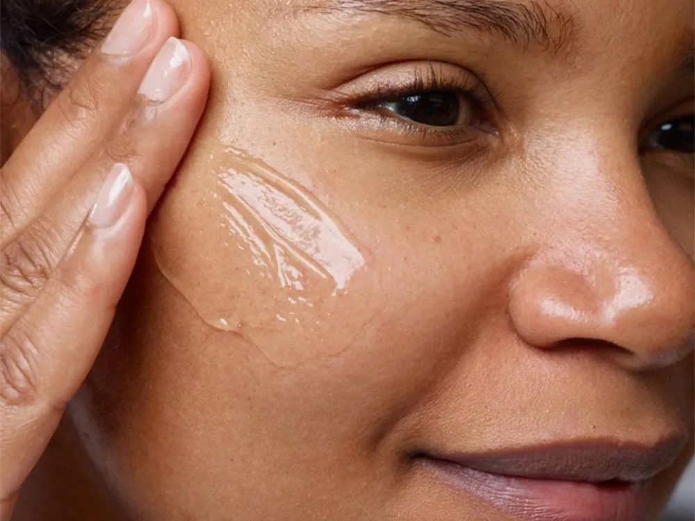 چگونه ژل شست‌وشوی مناسب پوست خود را انتخاب کنیم؟ (راهنمای انتخاب بر اساس نوع پوست)