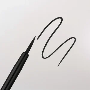 خط چشم مایع ماژیکی پیپا MAGICIAN شماره 703