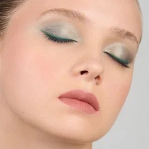 سایه چشم مدادی پودری دو رنگ پیپا MAGIC DUET شماره 331